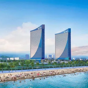 Orbi City Luxury Towers באטומי